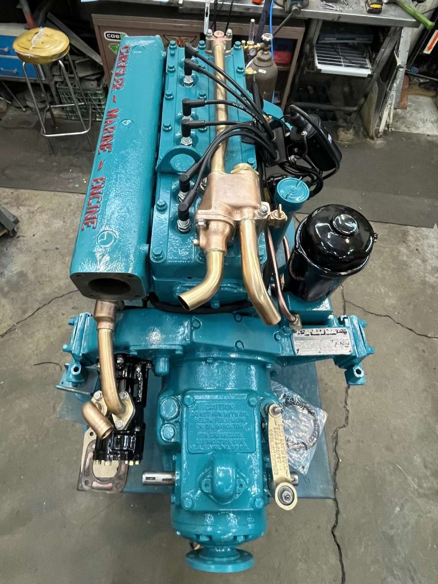 chrysler marine engine